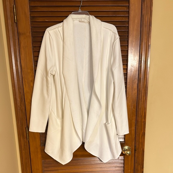 Soft Surroundings Jackets & Blazers - Soft Surroundings Cream Open Front Cardigan